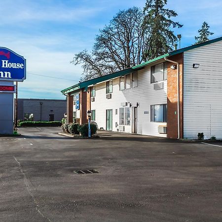 Guest House Inn Junction City Exterior photo