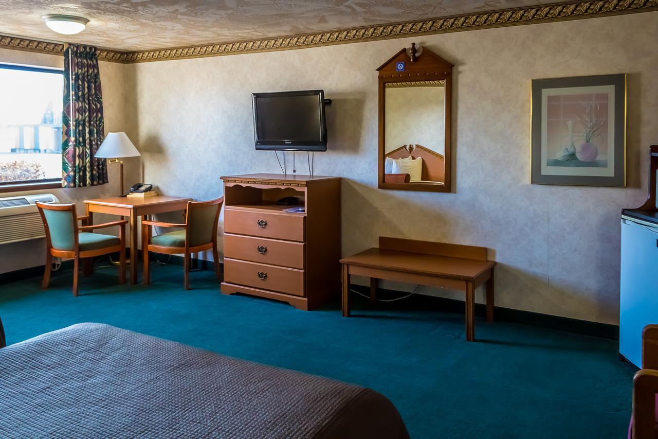 Guest House Inn Junction City Exterior photo