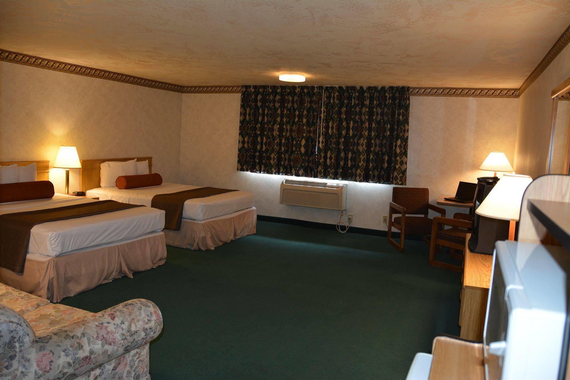 Guest House Inn Junction City Exterior photo
